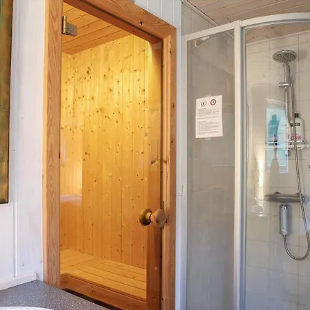 10055-1-rorvig-lindevangen-4 * Rørvig